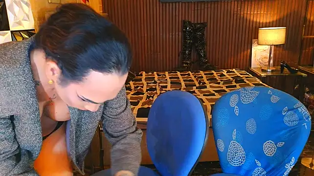 Show modela SexySweetShasha na web-kameri
