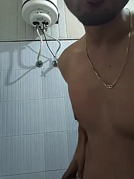 13horny13 网络视讯表演
