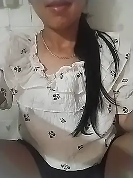 Helen-nn Live XXX-Chat