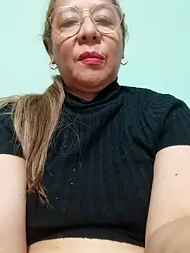 EliteCoupleMM Chat XXX live
