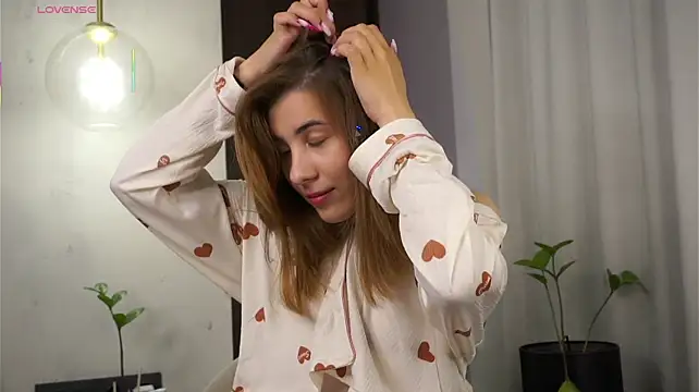 دردشة QueenieGitt الجنسية المباشرة