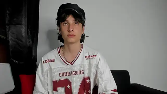 Chat +18 de Onion_knight ao vivo