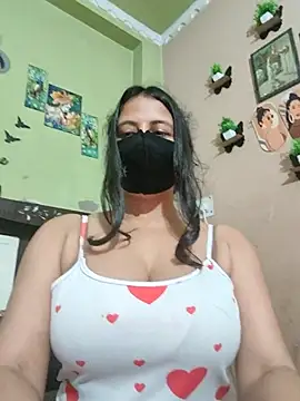 Hot-priyaX webkamerás műsora