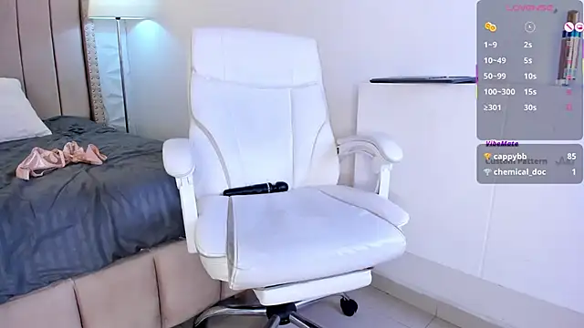 Tracy_lambo লাইভ XXX চ্যাট
