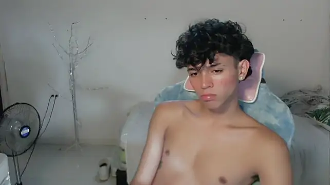 XXX chat uživo modela FUNNY_DICK_