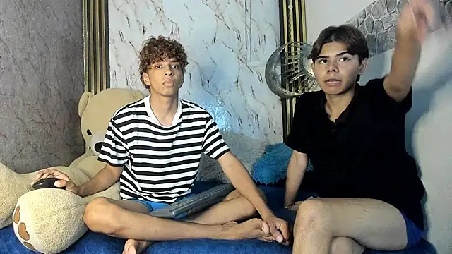 boys_curlys 即時 XXX 聊天