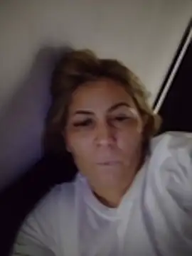 دردشة SasshaSmith الجنسية المباشرة