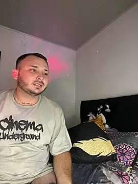 Chat XXX ao vivo de maximo_torreychelli