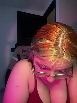 Czat XXX na żywo – Sophia_Weest99