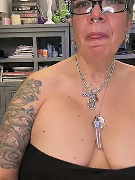dieseldame1313 라이브 XXX 채팅