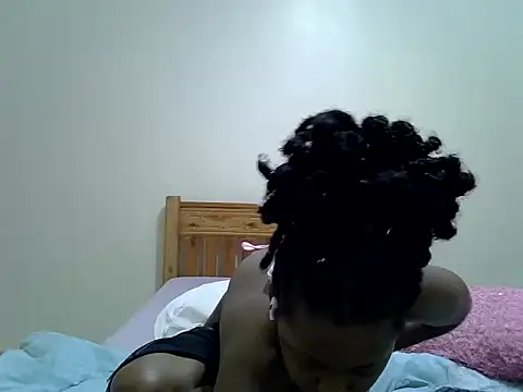 Prettybeca's Live XXX Chat