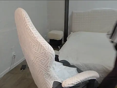 Chat +18 de MasterLeila ao vivo