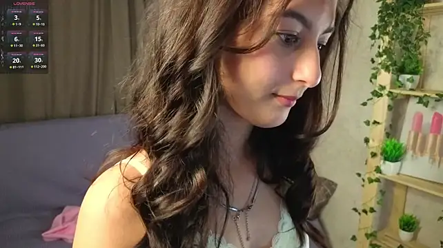 JasminKitany Adlı Modelin Canlı XXX Sohbeti