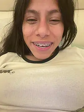 عرض كام Isabel_stone3