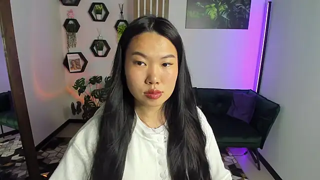 LunaPurrr 即時 XXX 聊天