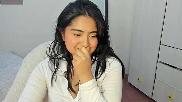 zakura_ania লাইভ XXX চ্যাট