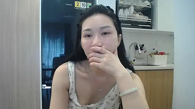 AsiagirllのライブXXXチャット