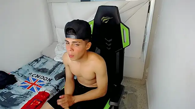 RyanFlirty Webcam show
