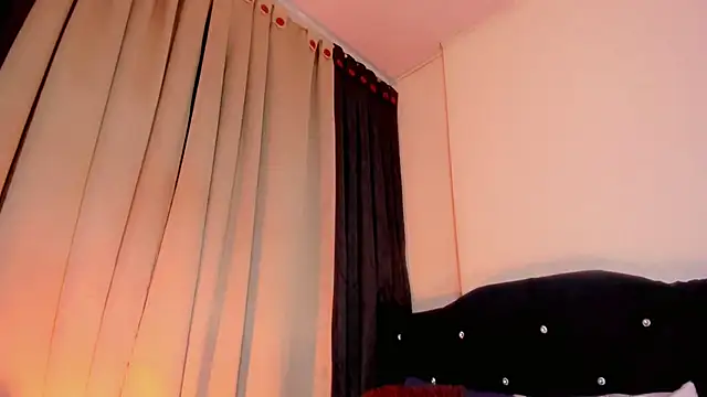 lesly_xx: вебкам-шоу