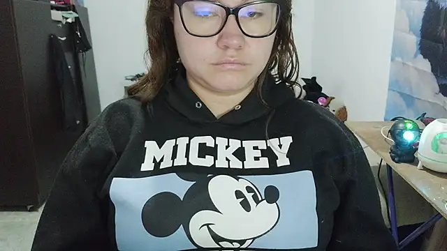 curly_greeneyed 라이브 XXX 채팅