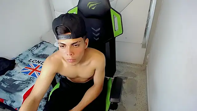 RyanFlirty Live XXX Chat
