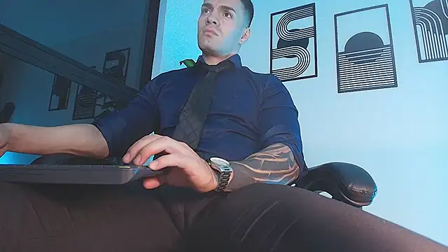 ALPHA_DOMINUS_ Adlı Modelin Web Kamerası Şovu