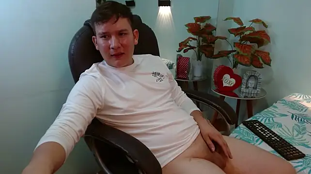Show modela damian_miller7 na web-kameri