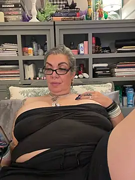 dieseldame1313 Chat XXX in diretta