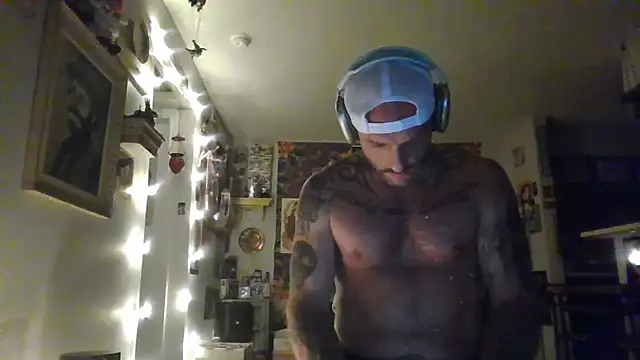 2attract Webcamshow