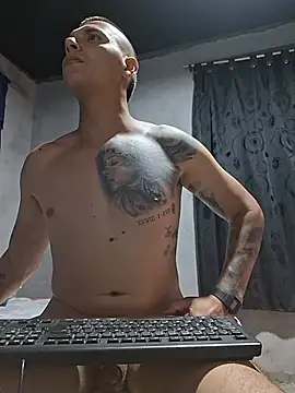 Andrezzz69 XXX чат на живо