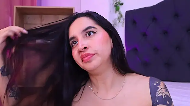 צ'אט XXX בשידור חי של kaylee_lee