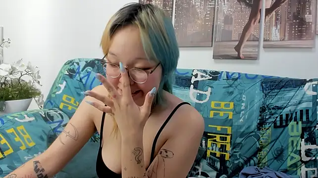 Cute__Kiko 现场XXX聊天