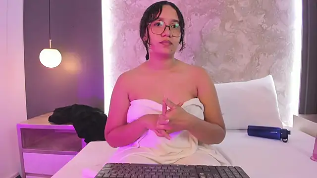 Chat XXX en directo de alysson_moon_
