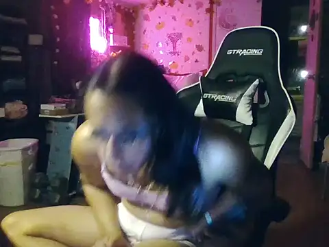 دردشة TranSexualJade95 الجنسية المباشرة