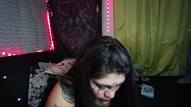 Eta_carinae's Live XXX Chat