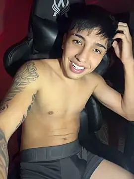 pabonsito Adlı Modelin Canlı XXX Sohbeti