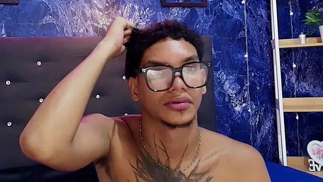 kai_storm77's Live XXX Chat