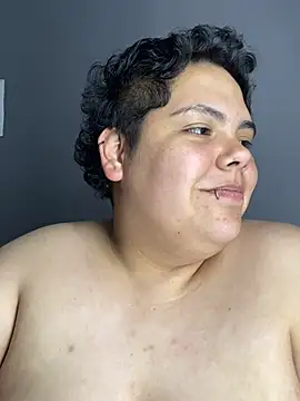 Chat XXX en directo de Hailey_Curvy