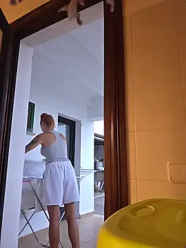 دردشة kylie_blck الجنسية المباشرة