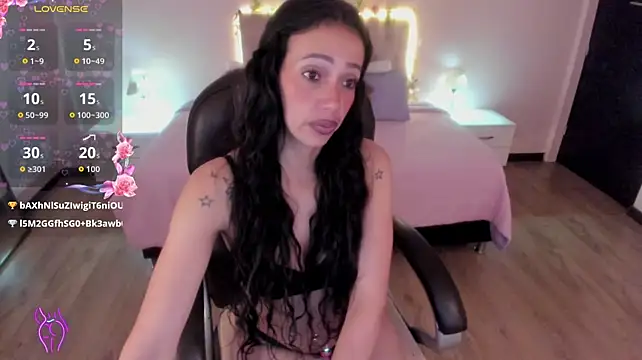 Živý XXX chat Mariam_Lopez__