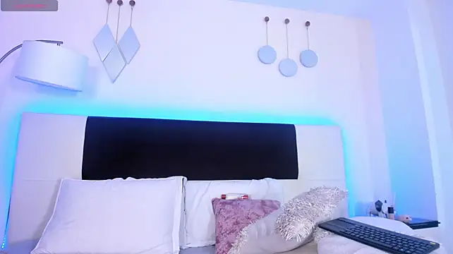 Sky_Loren's Live XXX Chat