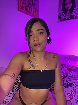 ItsSophiebabygirl's Live XXX Chat