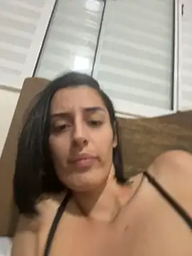צ'אט XXX בשידור חי של Catmila94