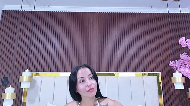 Sophie_Vega Live XXX Chat