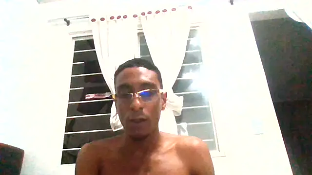 Živý XXX chat mellow_smoke