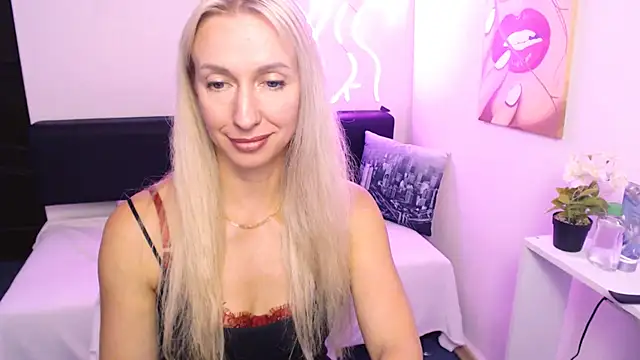 Cute_Smile_Shy Live XXX-Chat