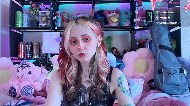 _Devill_Baby – Naživo XXX chat