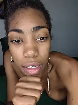 Chat XXX en directo de lucyymaximo