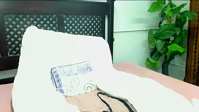 Areil10 Chat XXX live