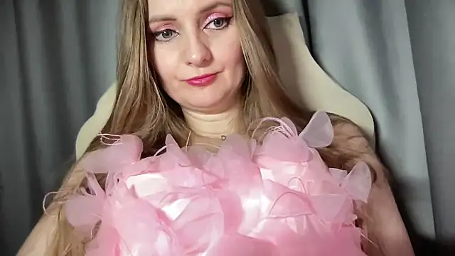 XXX chat uživo modela Viola_sweet